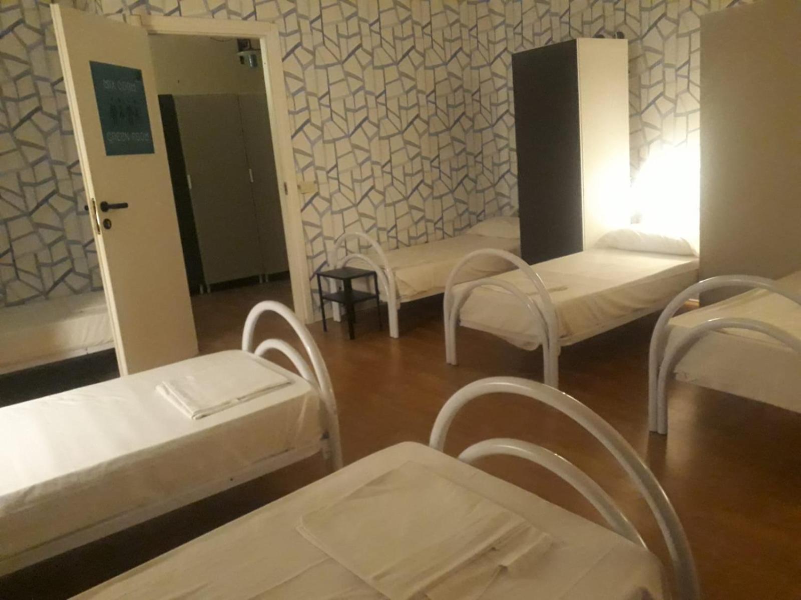 Balarm - Hostel And Bar Палермо Екстериор снимка