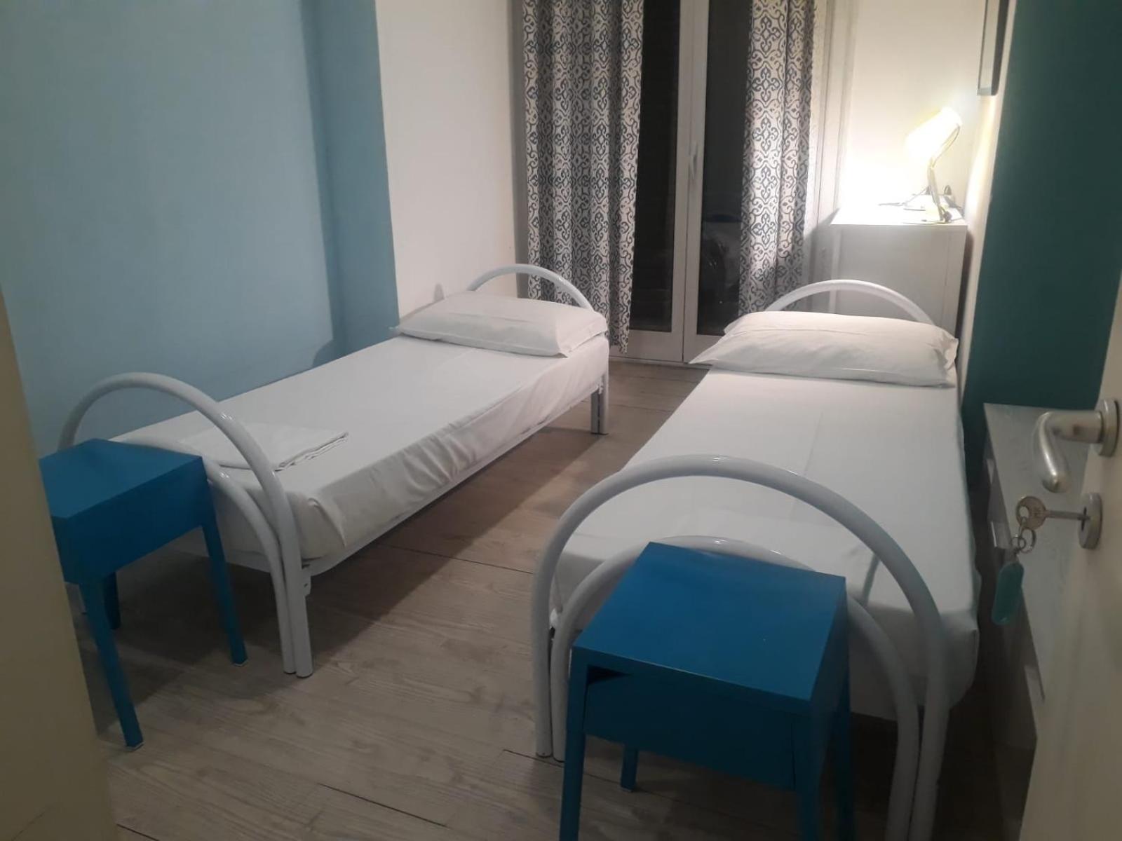 Balarm - Hostel And Bar Палермо Екстериор снимка