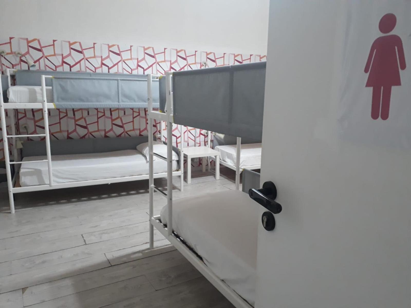 Balarm - Hostel And Bar Палермо Екстериор снимка
